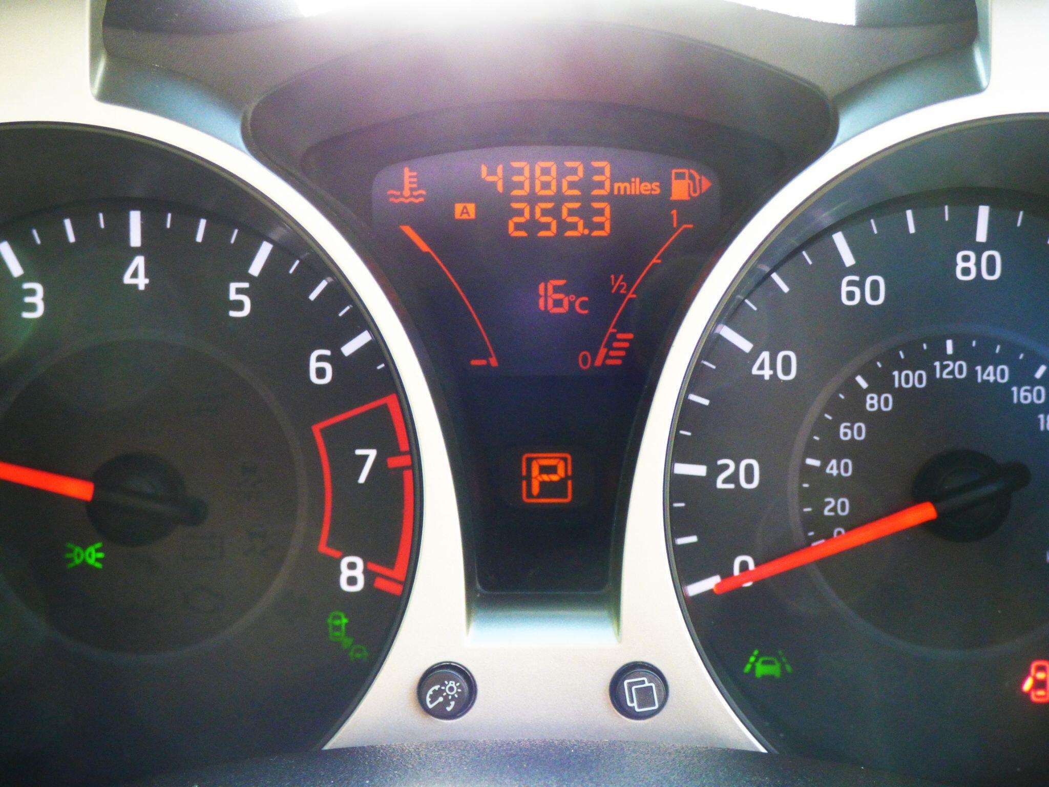 2015 NISSAN JUKE 2015 NISSAN JUKE