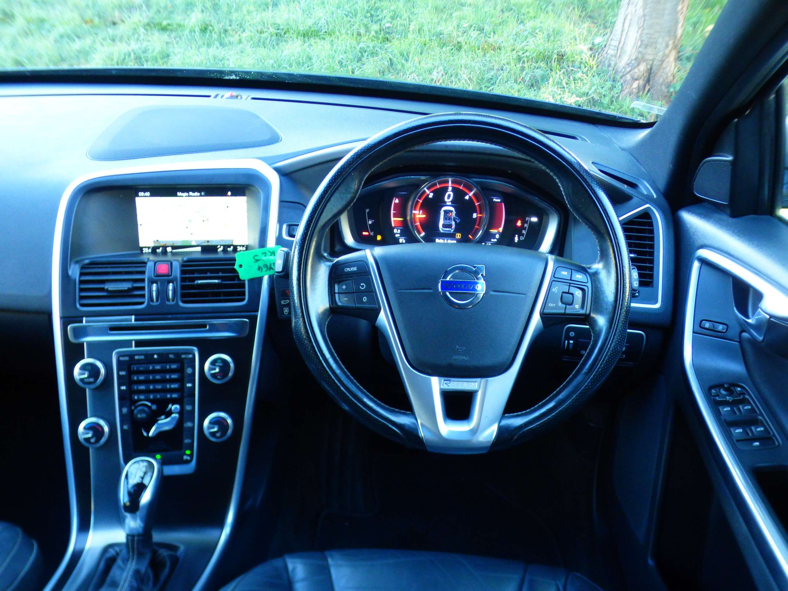 2014 VOLVO XC60 2014 VOLVO XC60