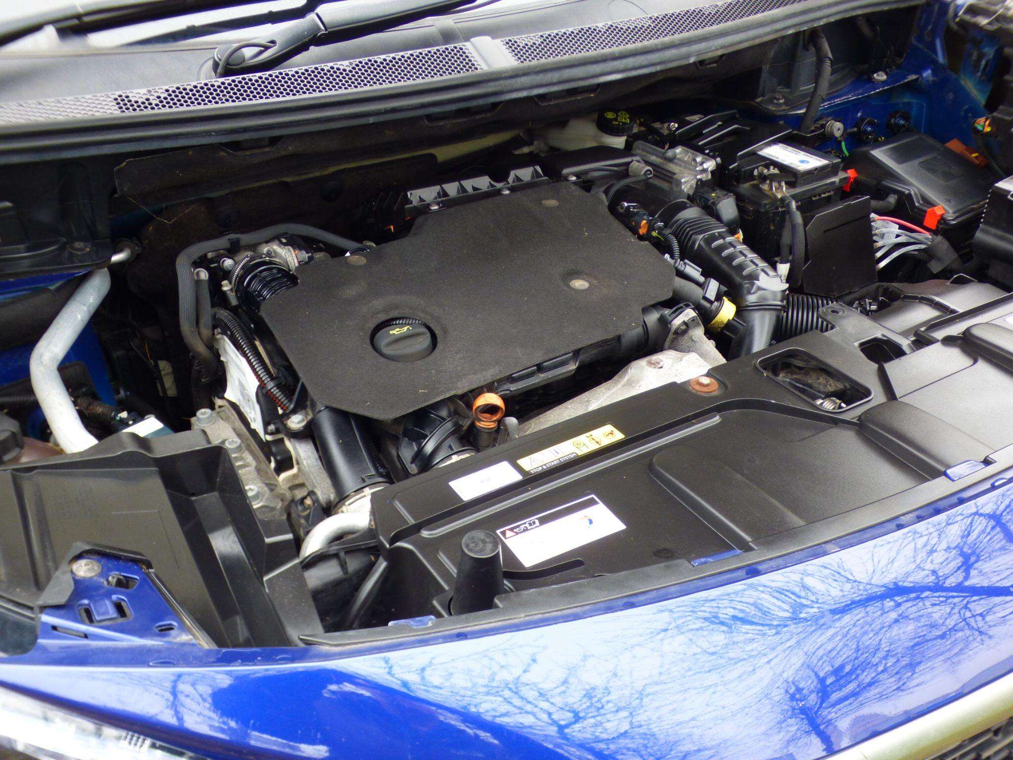 2019 PEUGEOT 3008 2019 PEUGEOT 3008