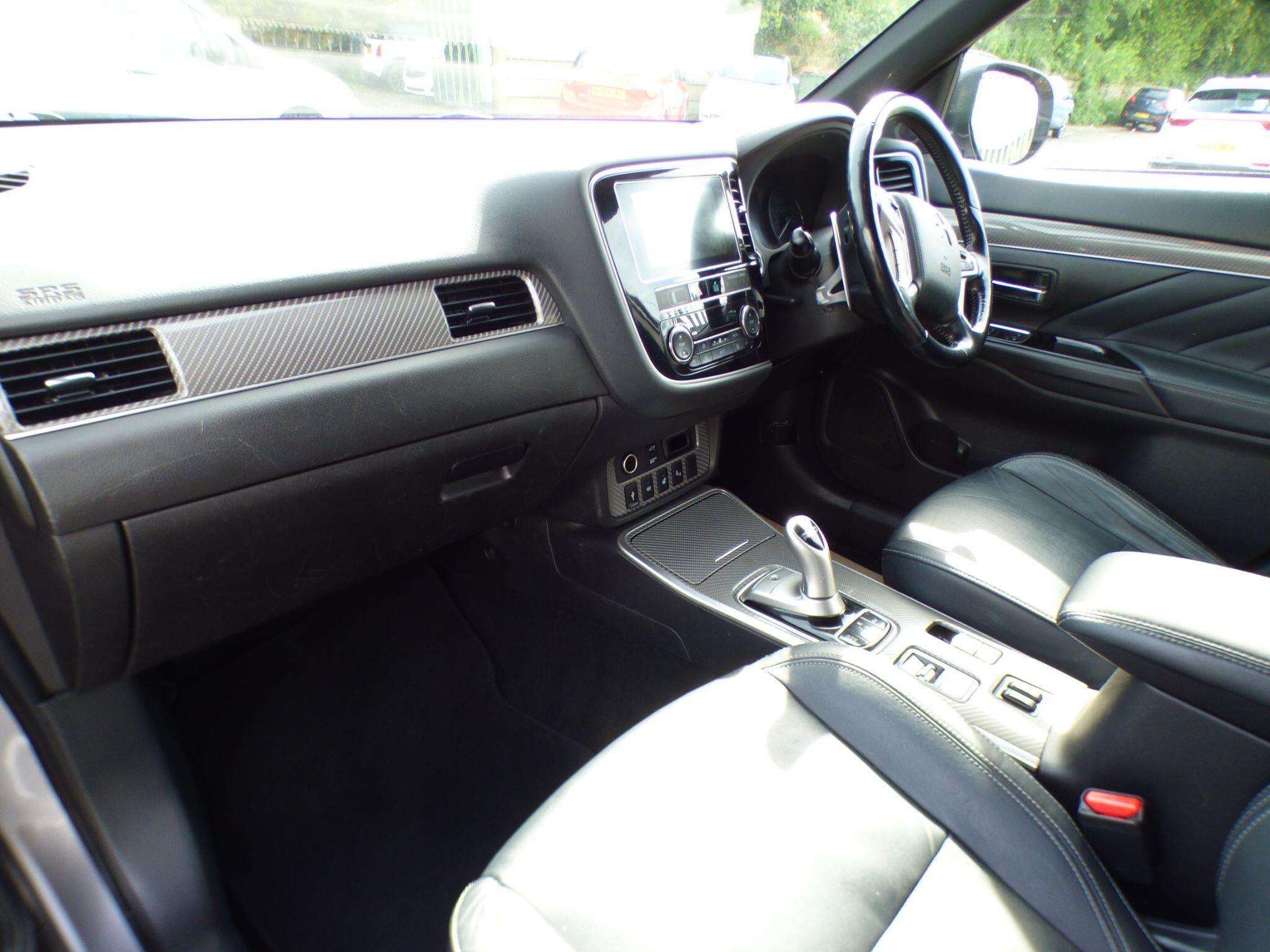 2018 MITSUBISHI OUTLANDER 2018 MITSUBISHI OUTLANDER