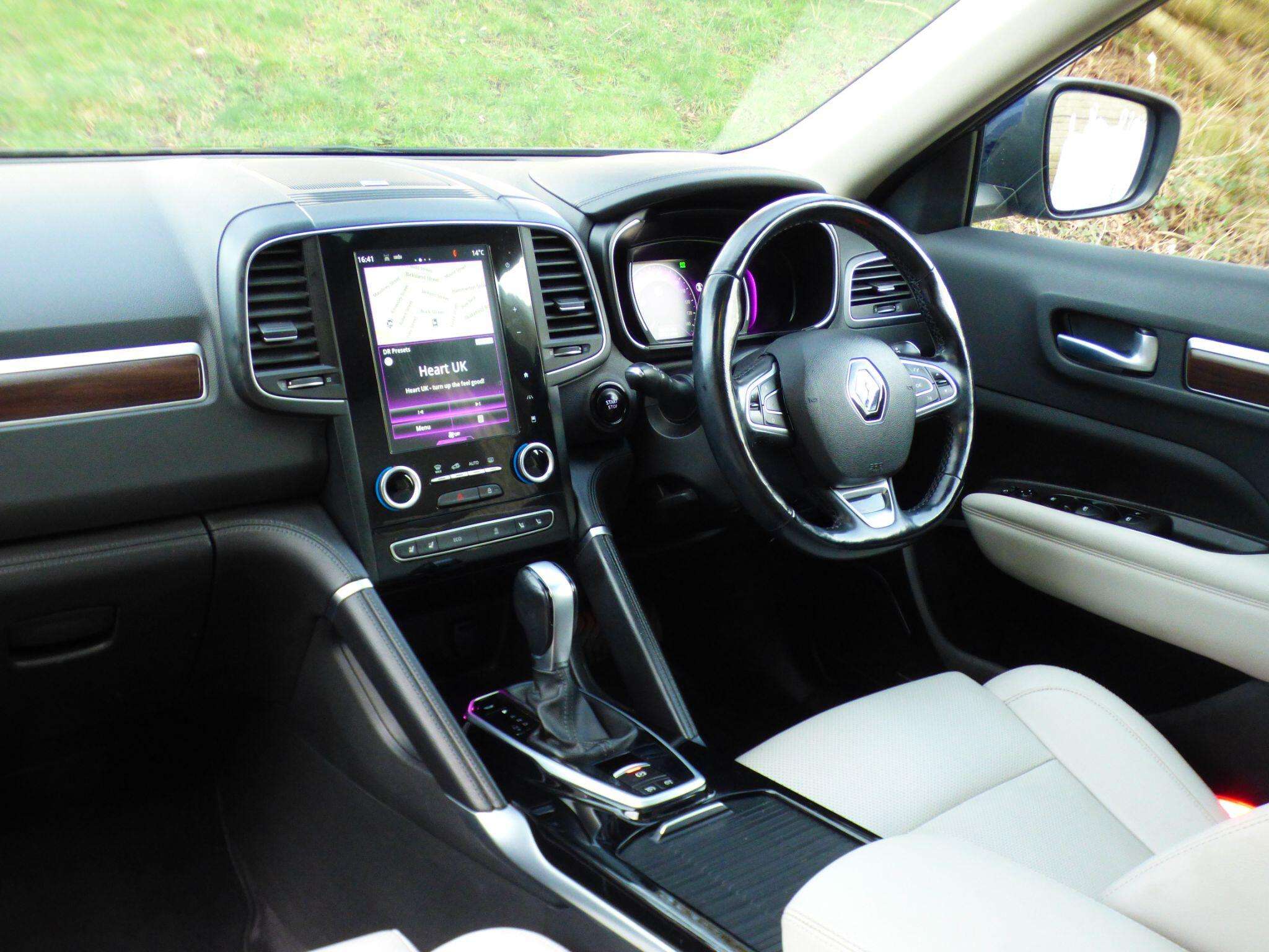 A 2018 RENAULT KOLEOS 2.0 dCi Signature Nav X-Trn A7 4WD Euro 6 (s/s) 5dr A 2018 RENAULT KOLEOS 2.0 dCi Signature Nav X-Trn A7 4WD Euro 6 (s/s) 5dr