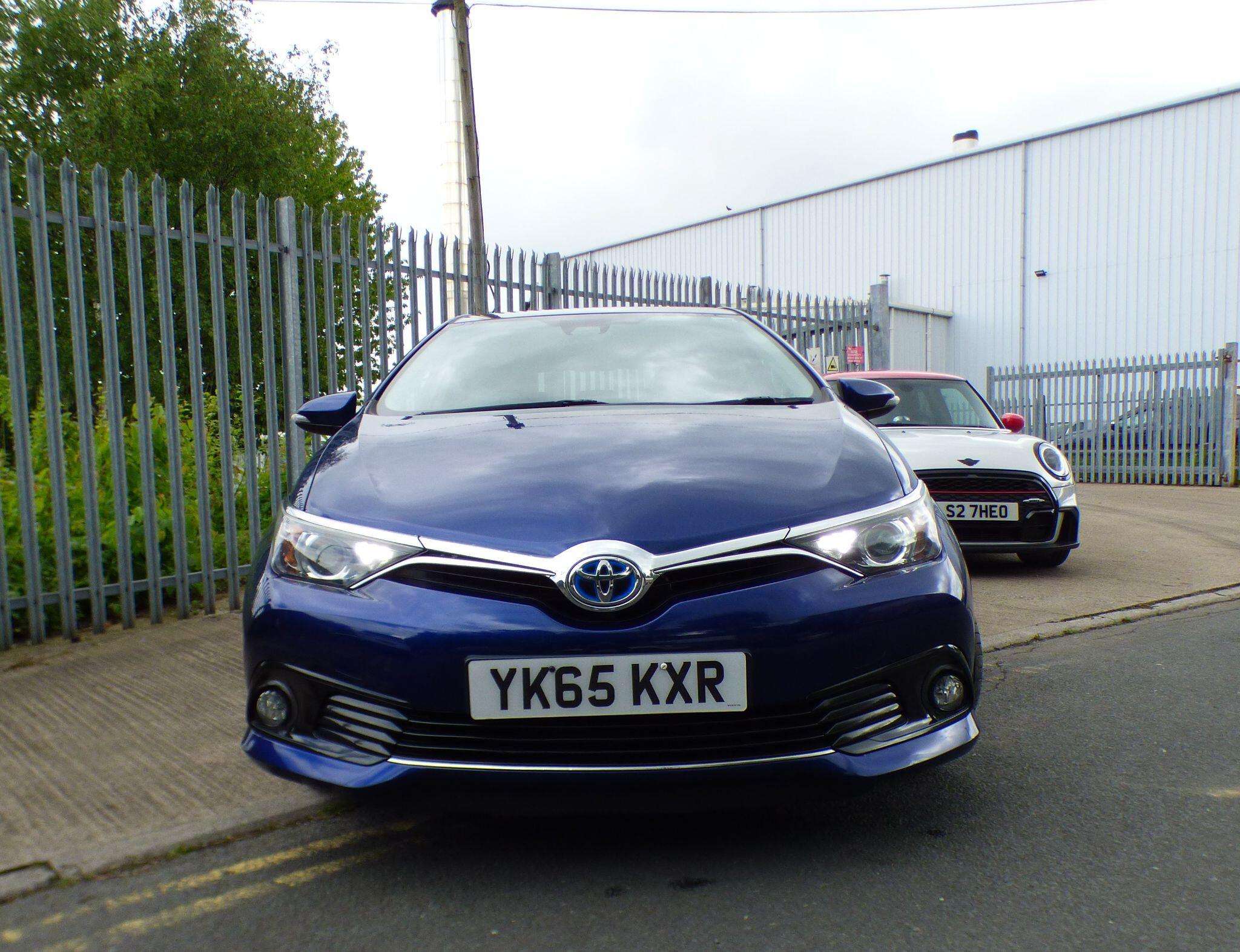 2015 TOYOTA AURIS 2015 TOYOTA AURIS
