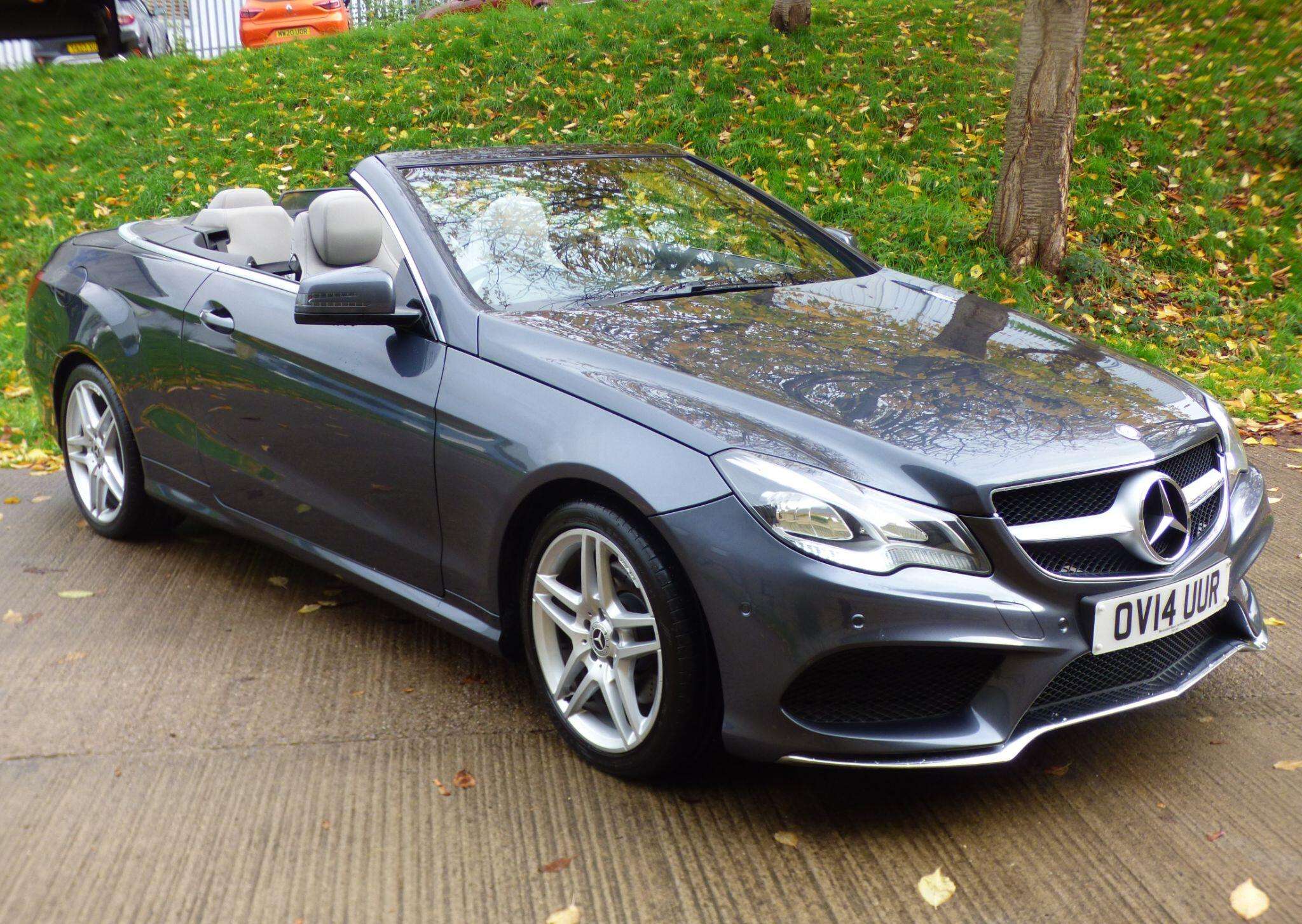 A 2014 MERCEDES-BENZ E CLASS 2.1 E220 CDI AMG Sport Cabriolet G-Tronic+ Euro 5 (s/s) 2dr A 2014 MERCEDES-BENZ E CLASS 2.1 E220 CDI AMG Sport Cabriolet G-Tronic+ Euro 5 (s/s) 2dr