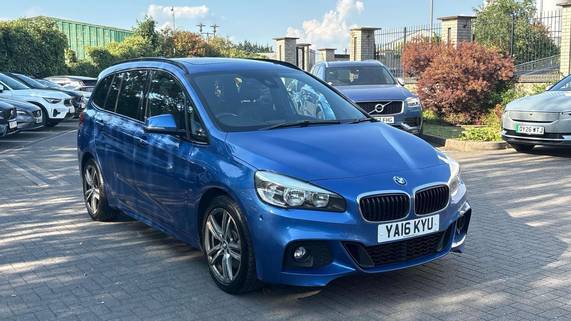 A 2016 BMW 2 SERIES GRAN TOURER 2.0 220d M Sport Auto xDrive Euro 6 (s/s) 5dr A 2016 BMW 2 SERIES GRAN TOURER 2.0 220d M Sport Auto xDrive Euro 6 (s/s) 5dr