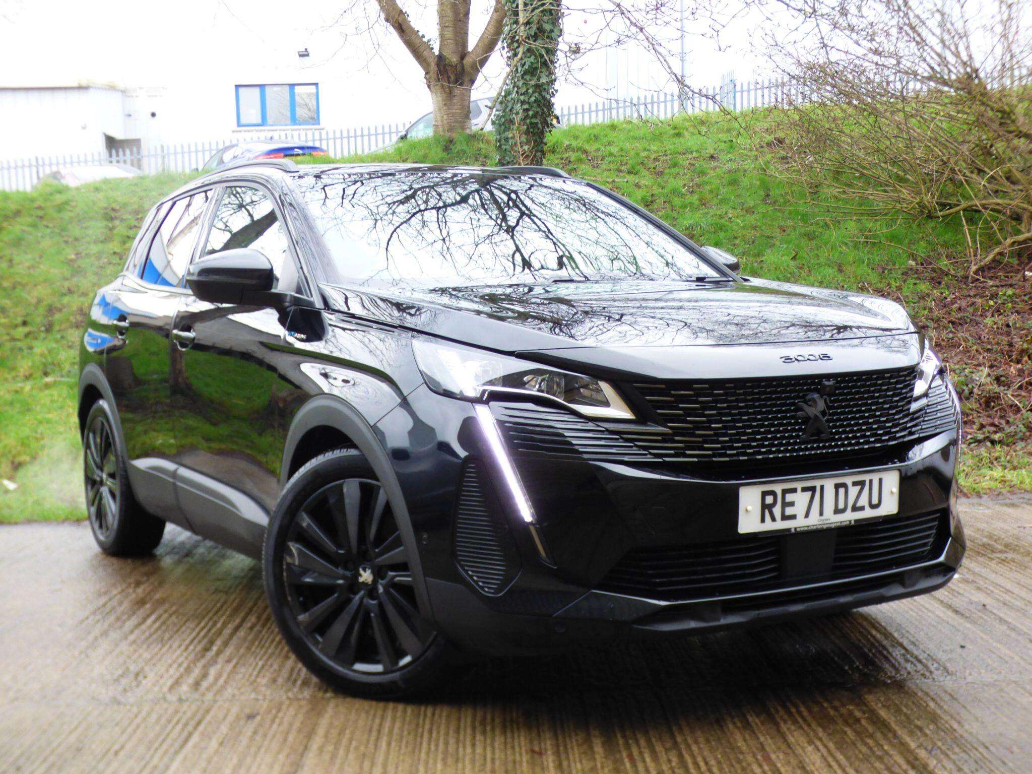 A 2021 PEUGEOT 3008 1.6 13.2kWh GT e-EAT 4WD Euro 6 (s/s) 5dr A 2021 PEUGEOT 3008 1.6 13.2kWh GT e-EAT 4WD Euro 6 (s/s) 5dr