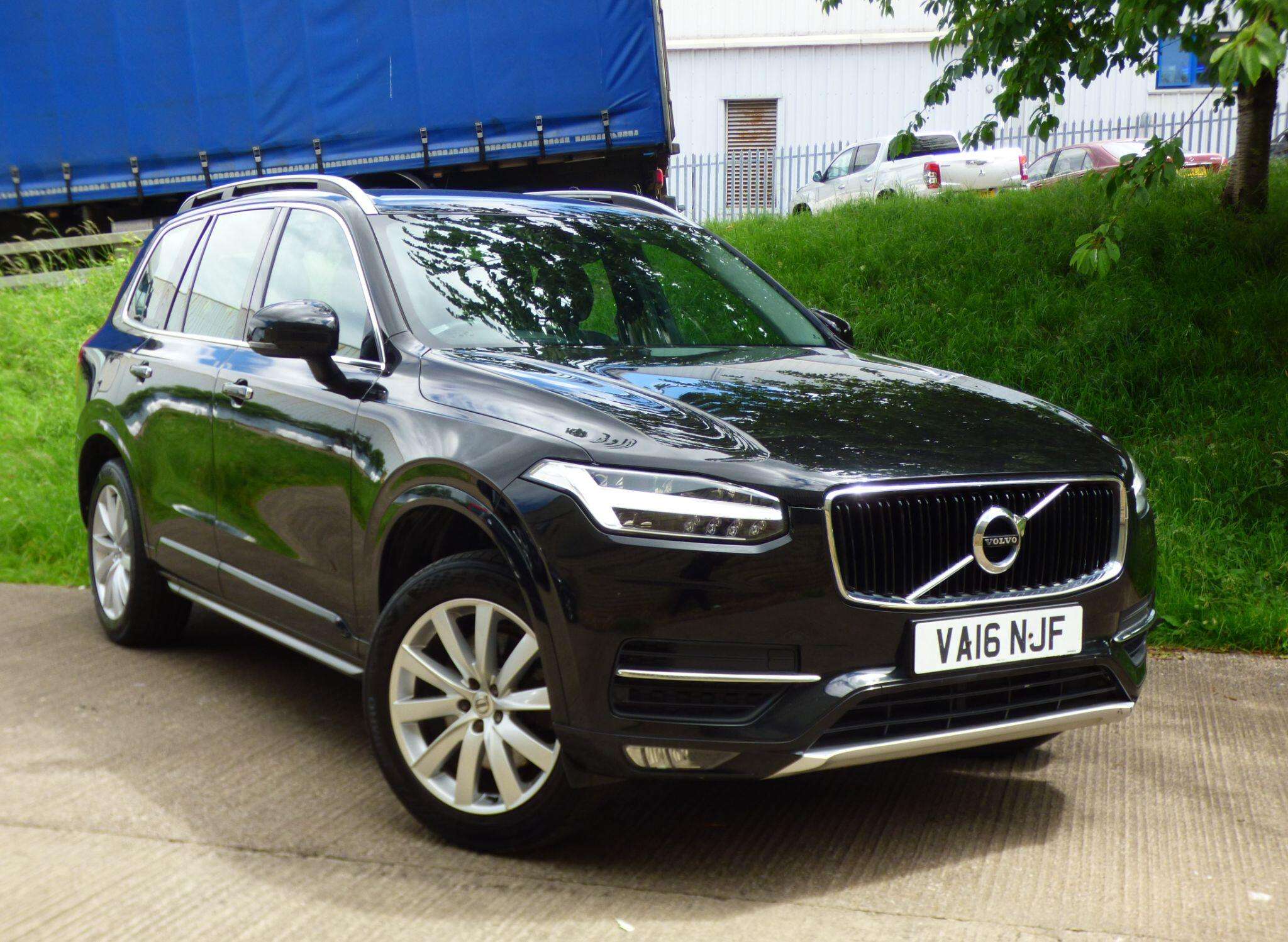 A 2016 VOLVO XC90 2.0 D5 PowerPulse Momentum Auto 4WD Euro 6 (s/s) 5dr A 2016 VOLVO XC90 2.0 D5 PowerPulse Momentum Auto 4WD Euro 6 (s/s) 5dr