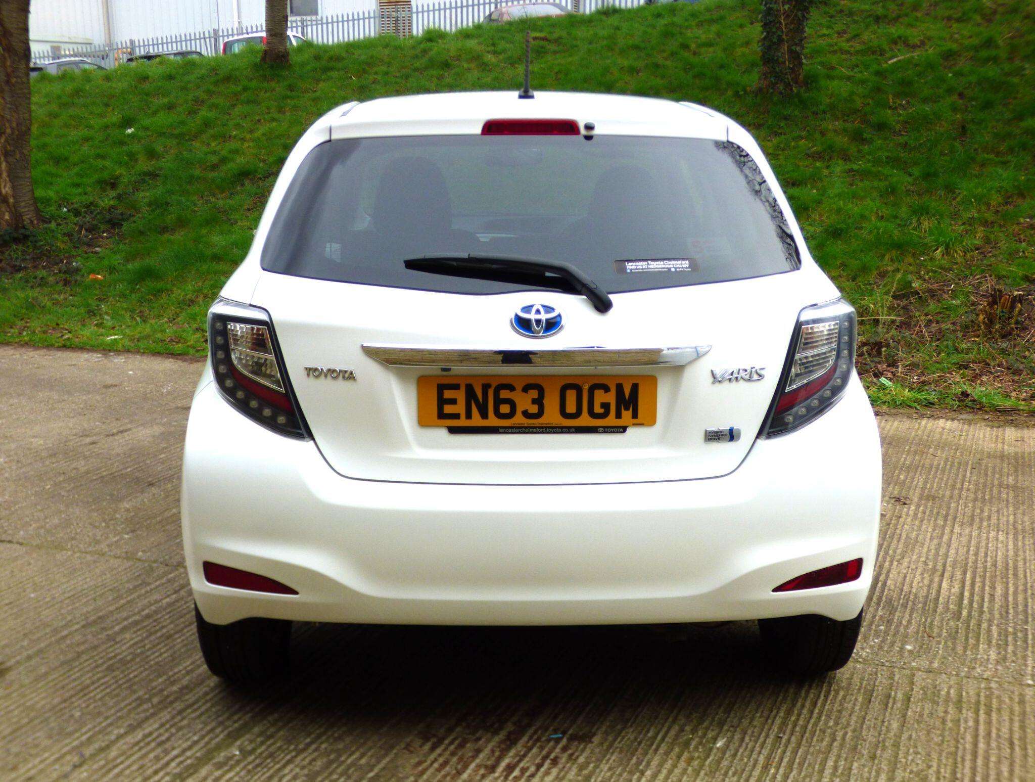 2014 TOYOTA YARIS 2014 TOYOTA YARIS