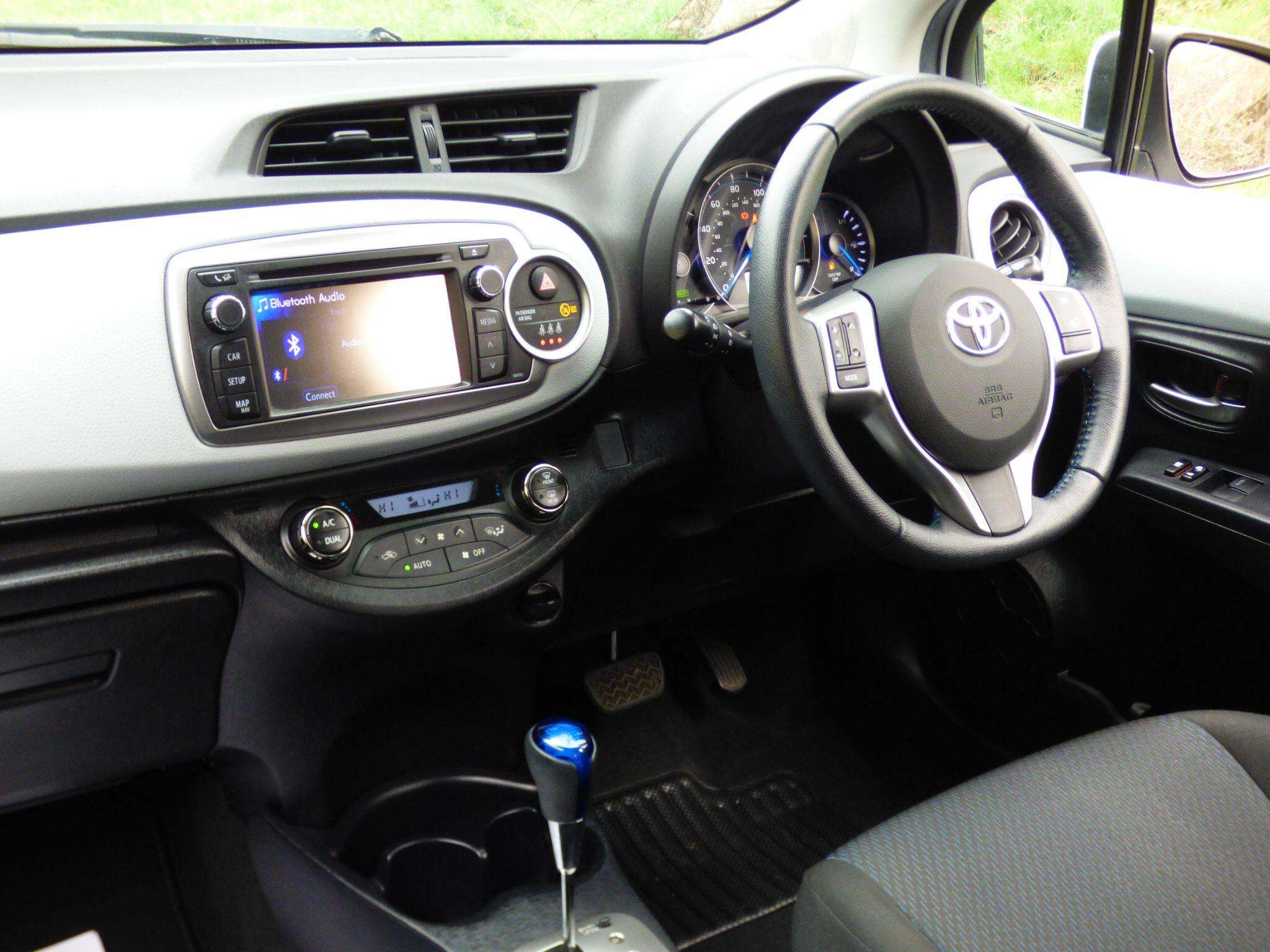 2014 TOYOTA YARIS 2014 TOYOTA YARIS