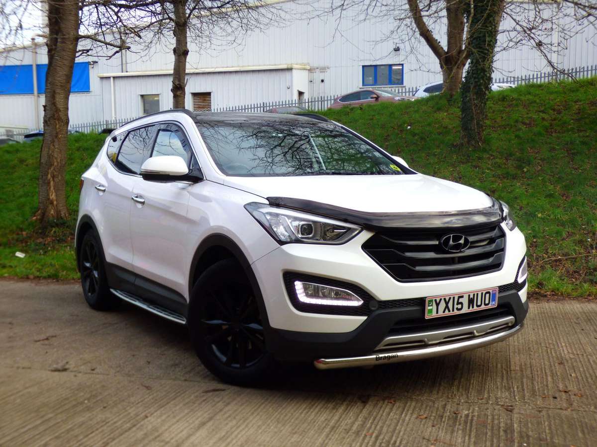 Check out this Hyundai Santa Fe 2015 Diesel Manual