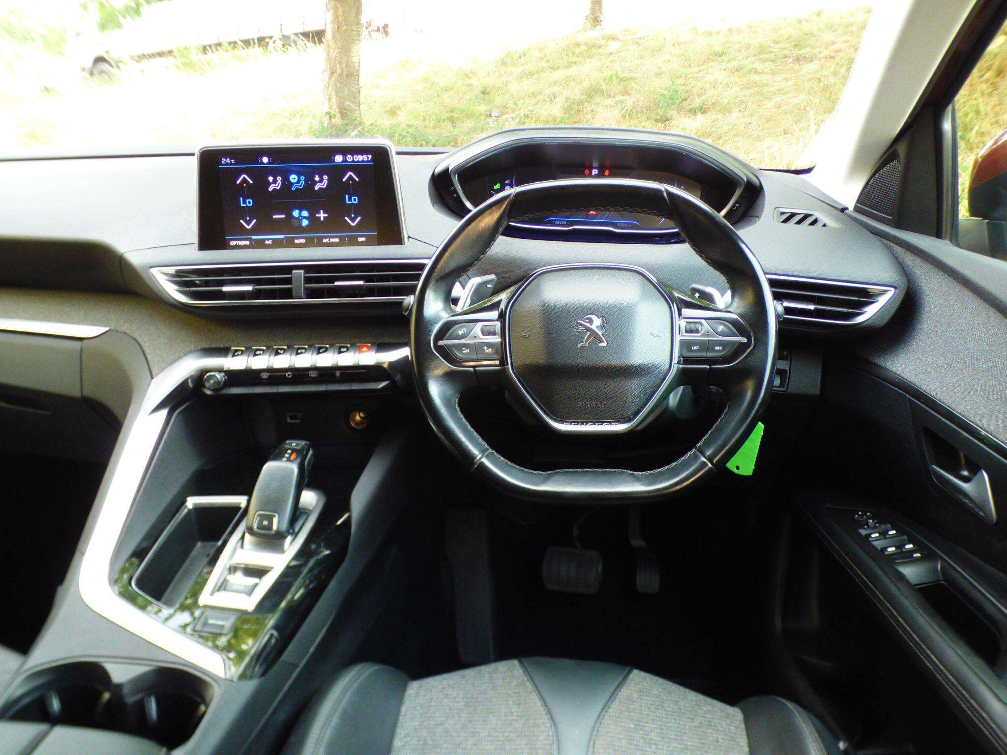 2019 PEUGEOT 3008 2019 PEUGEOT 3008