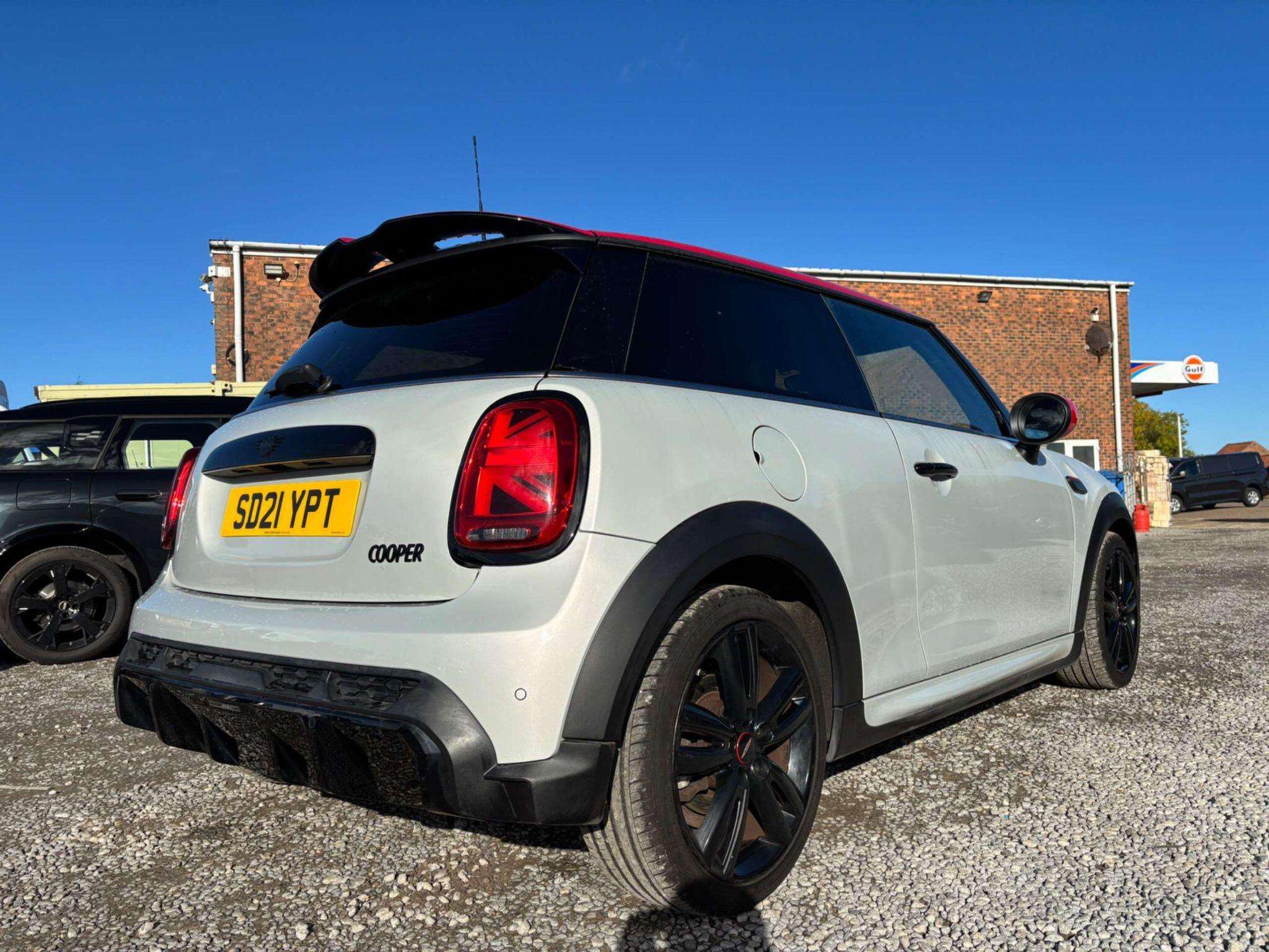 2021 MINI HATCH 2021 MINI HATCH