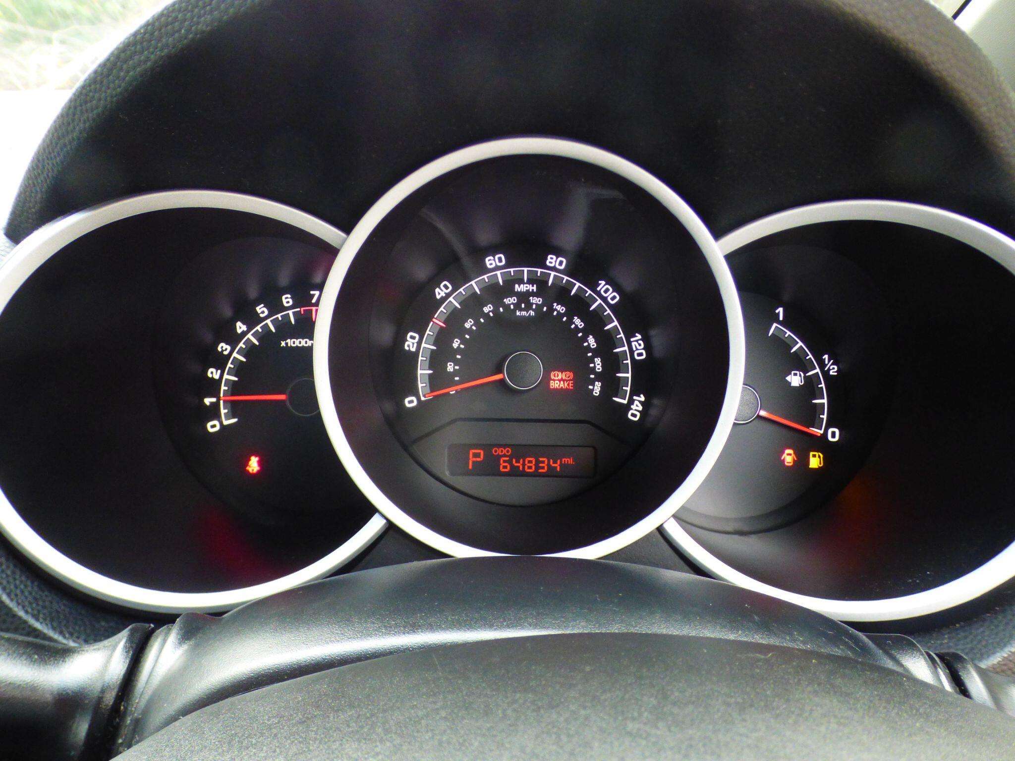 2013 KIA VENGA 2013 KIA VENGA