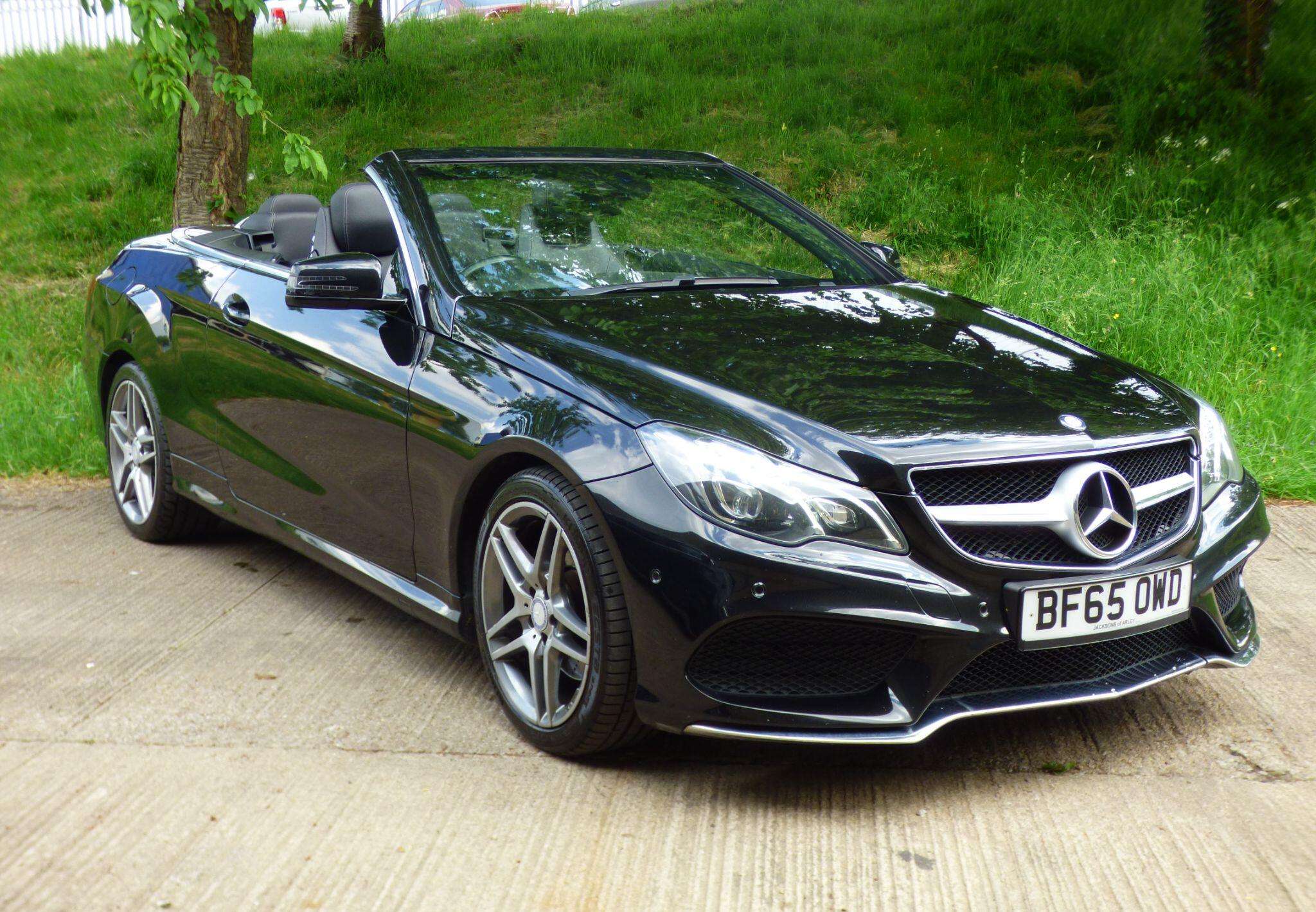 A 2015 MERCEDES-BENZ E CLASS 3.0 E350d V6 BlueTEC AMG Line Cabriolet G-Tronic+ Euro 6 (s/s) 2dr A 2015 MERCEDES-BENZ E CLASS 3.0 E350d V6 BlueTEC AMG Line Cabriolet G-Tronic+ Euro 6 (s/s) 2dr