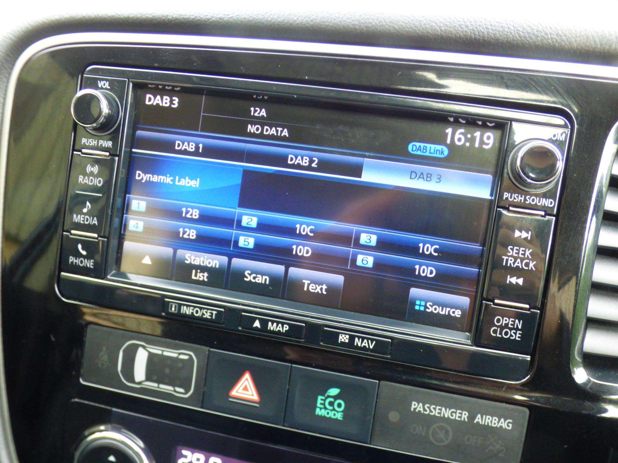 2016 MITSUBISHI OUTLANDER 2016 MITSUBISHI OUTLANDER