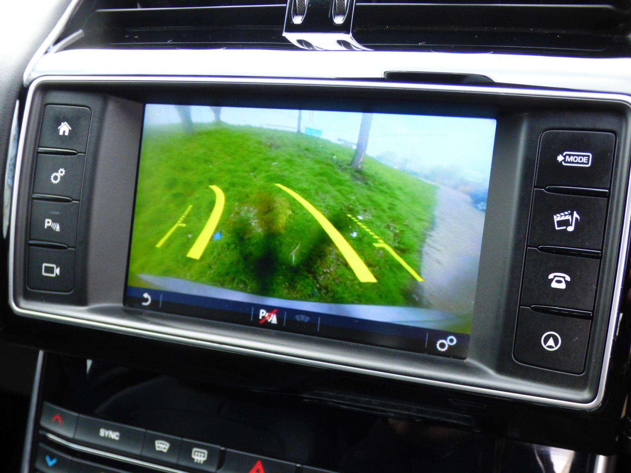 2015 JAGUAR XE 2015 JAGUAR XE