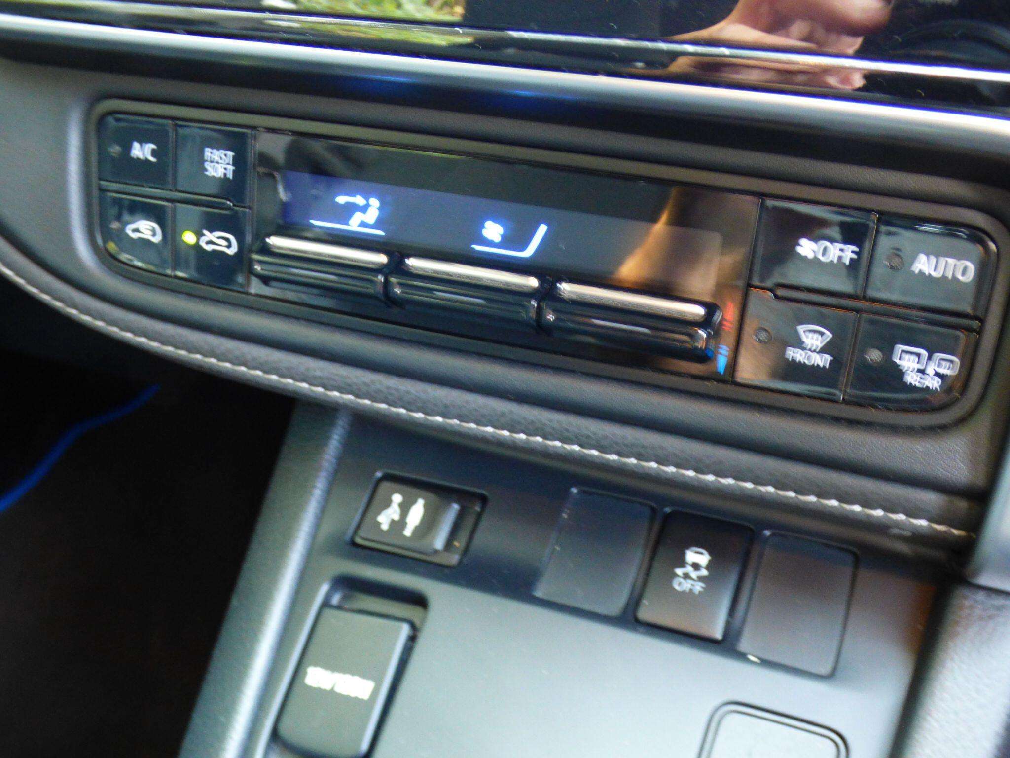 2016 TOYOTA AURIS 2016 TOYOTA AURIS