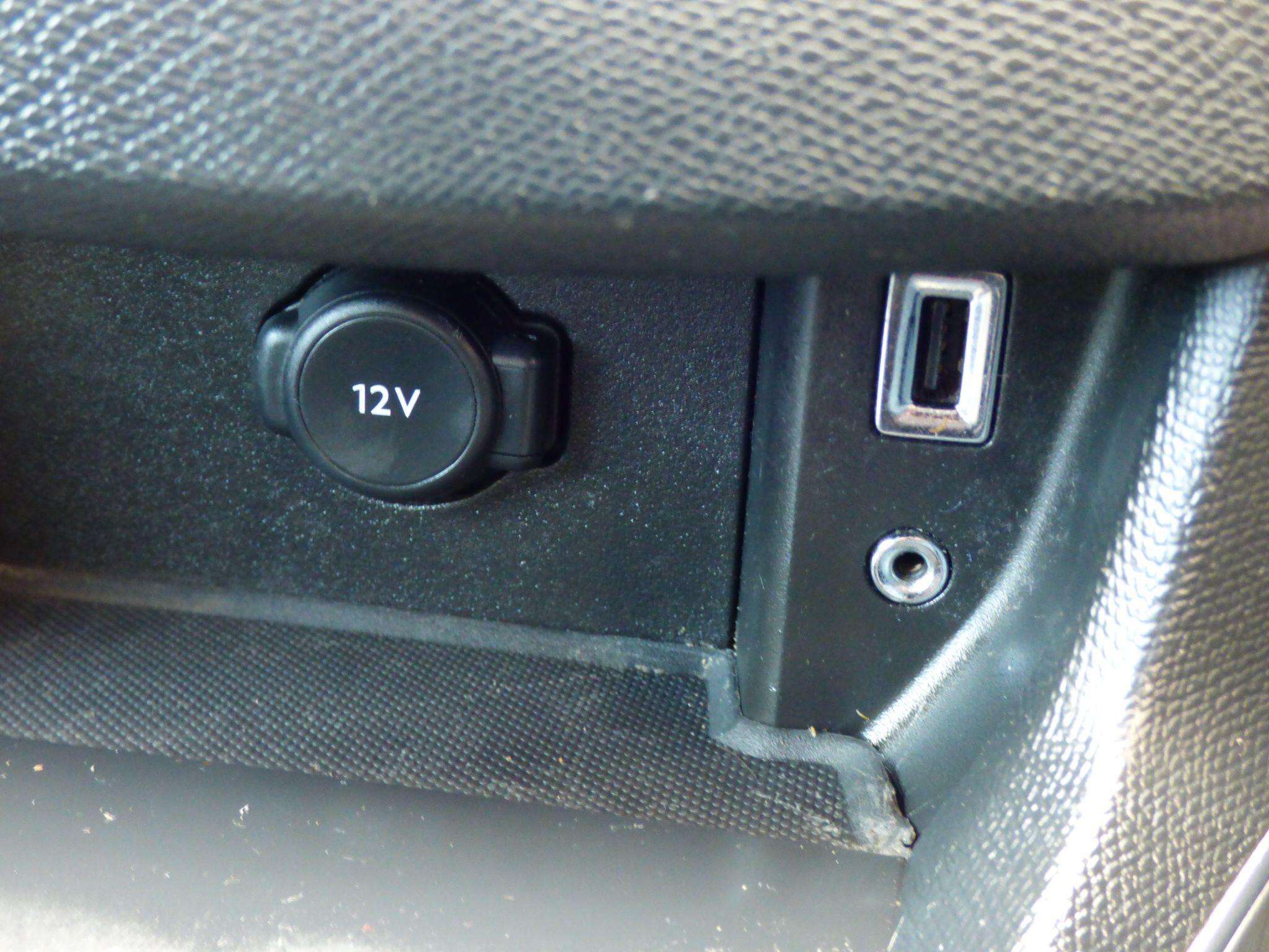 2016 PEUGEOT 308 2016 PEUGEOT 308