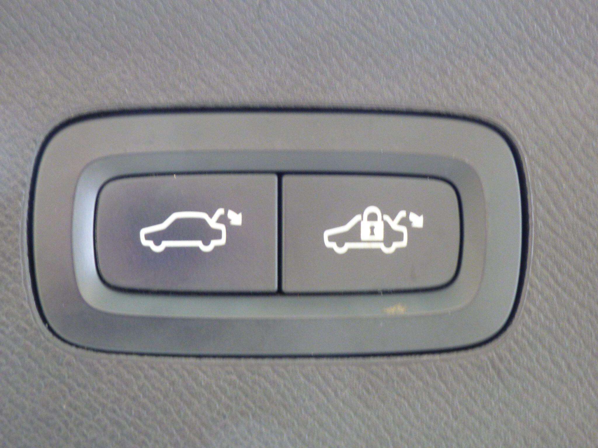 2015 VOLVO XC90 2015 VOLVO XC90