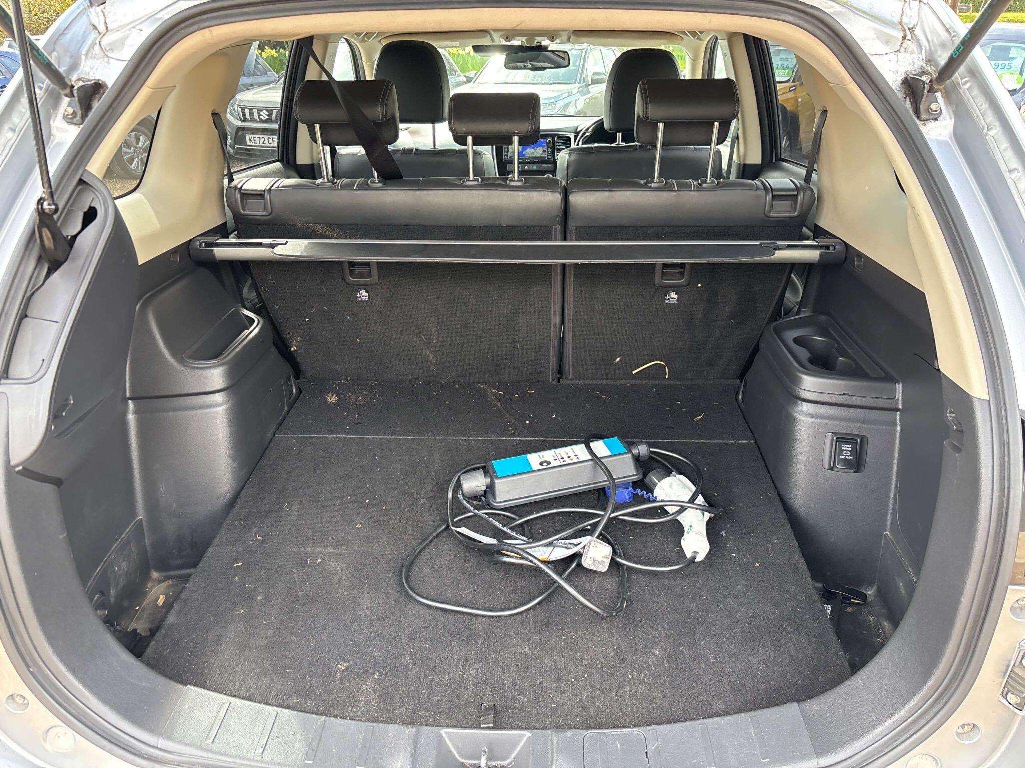 2017 MITSUBISHI OUTLANDER 2017 MITSUBISHI OUTLANDER