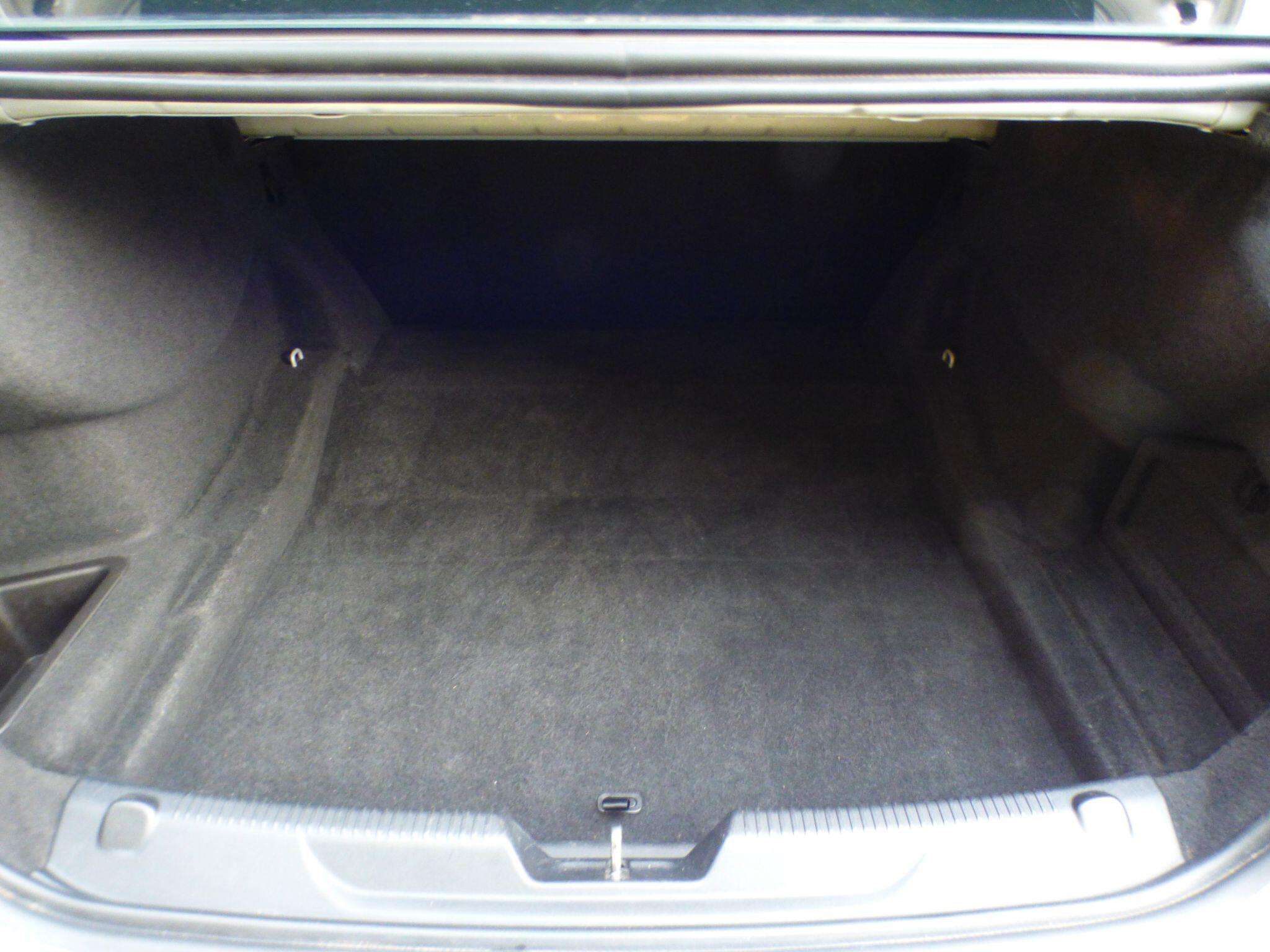 2016 JAGUAR XE 2016 JAGUAR XE