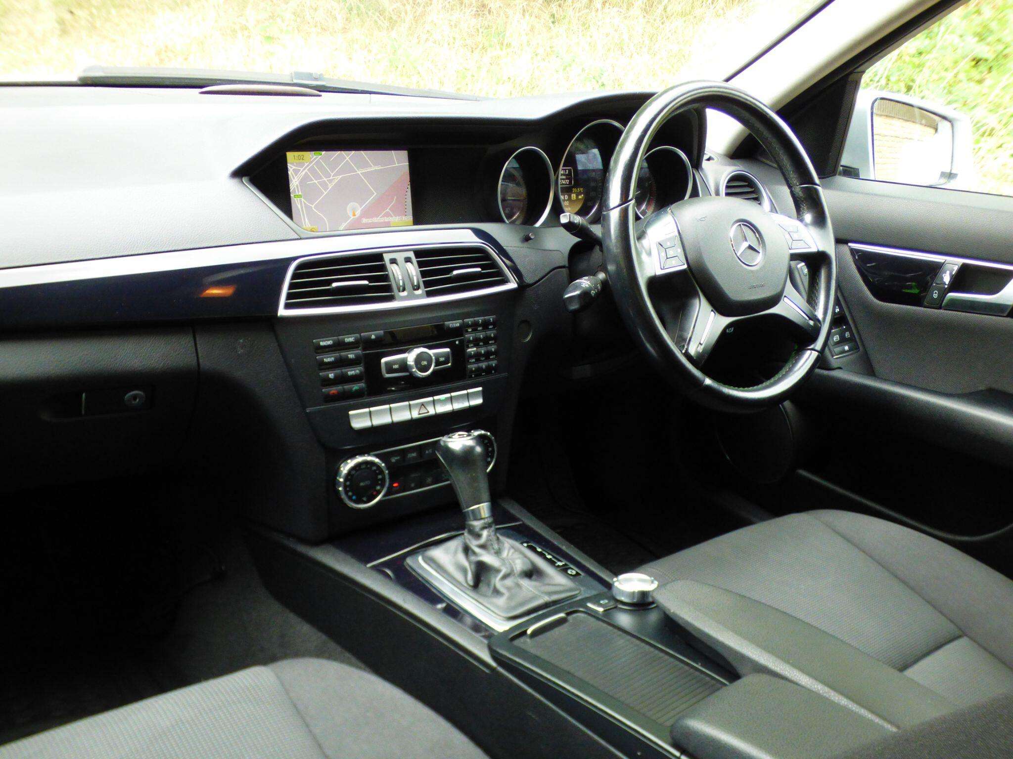 A 2012 MERCEDES-BENZ C CLASS 1.8 C180 BlueEfficiency SE Edition 125 G-Tronic+ Euro 5 (s/s) 4dr A 2012 MERCEDES-BENZ C CLASS 1.8 C180 BlueEfficiency SE Edition 125 G-Tronic+ Euro 5 (s/s) 4dr