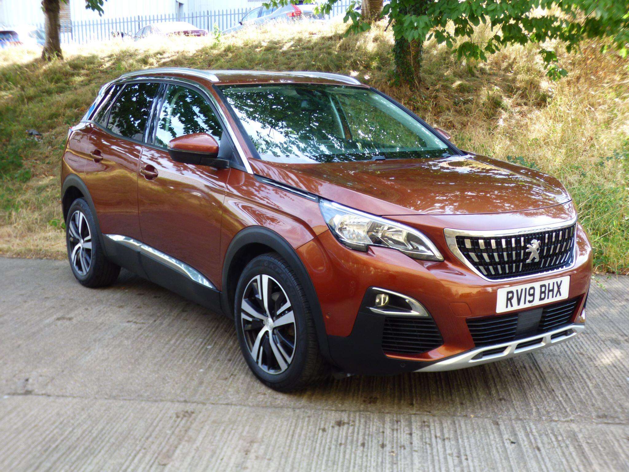 2019 PEUGEOT 3008 2019 PEUGEOT 3008