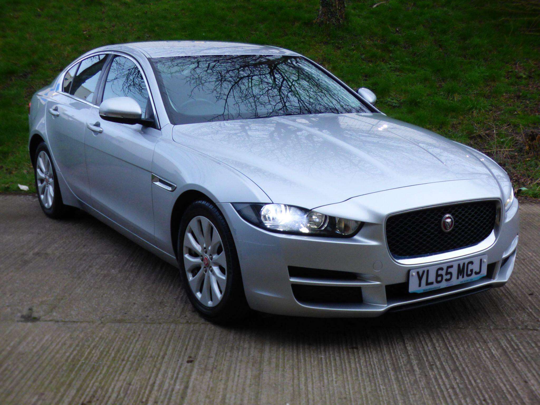 2016 JAGUAR XE 2016 JAGUAR XE