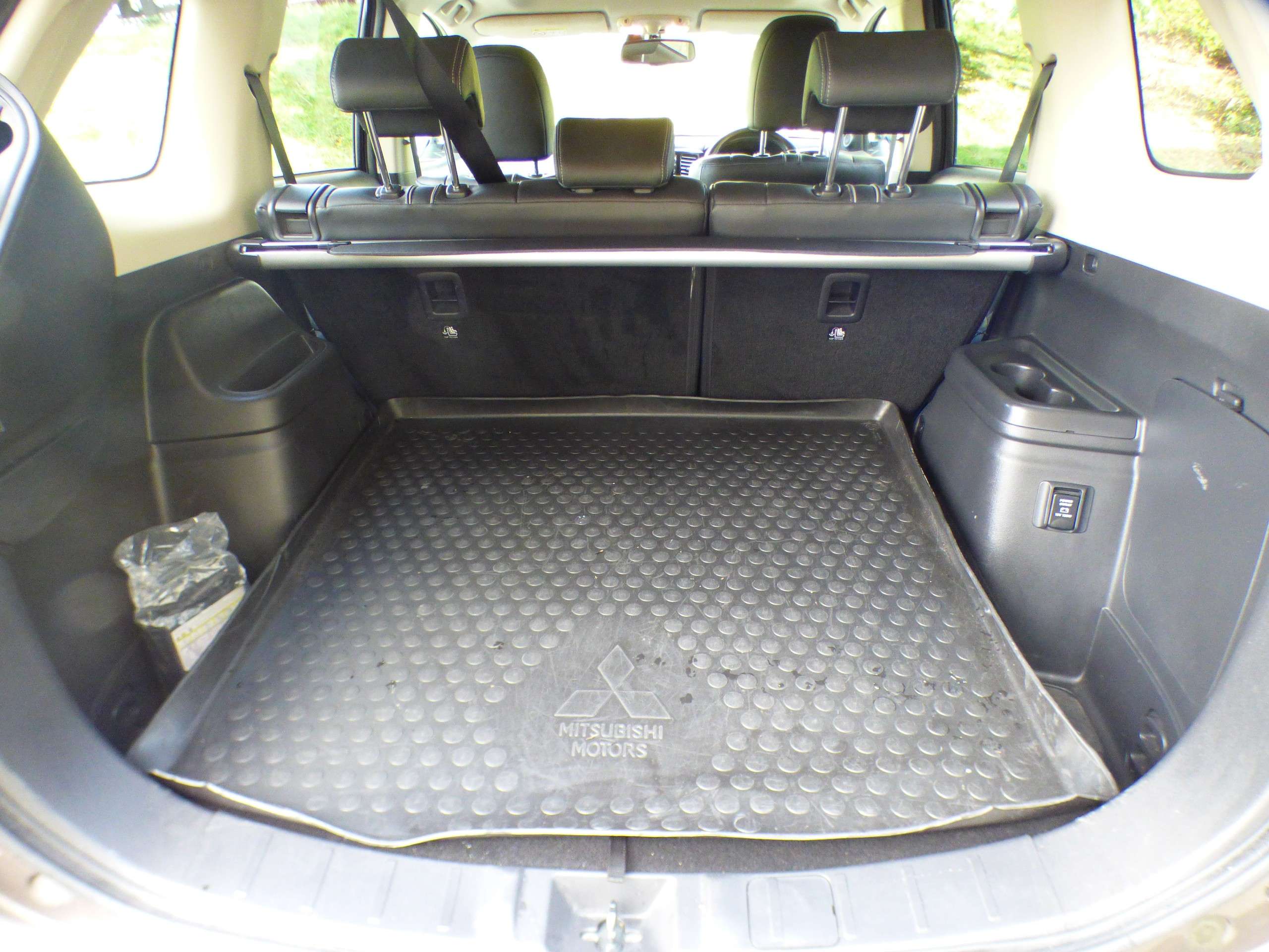 2016 MITSUBISHI OUTLANDER 2016 MITSUBISHI OUTLANDER