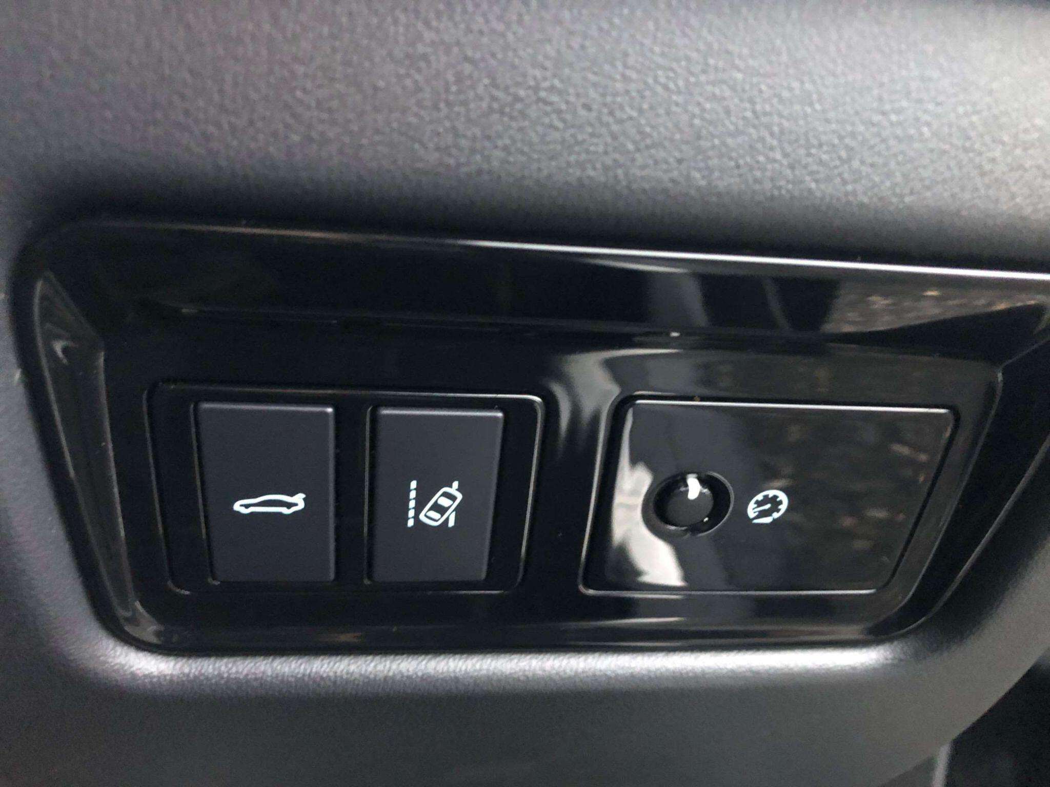 2018 JAGUAR XE 2018 JAGUAR XE