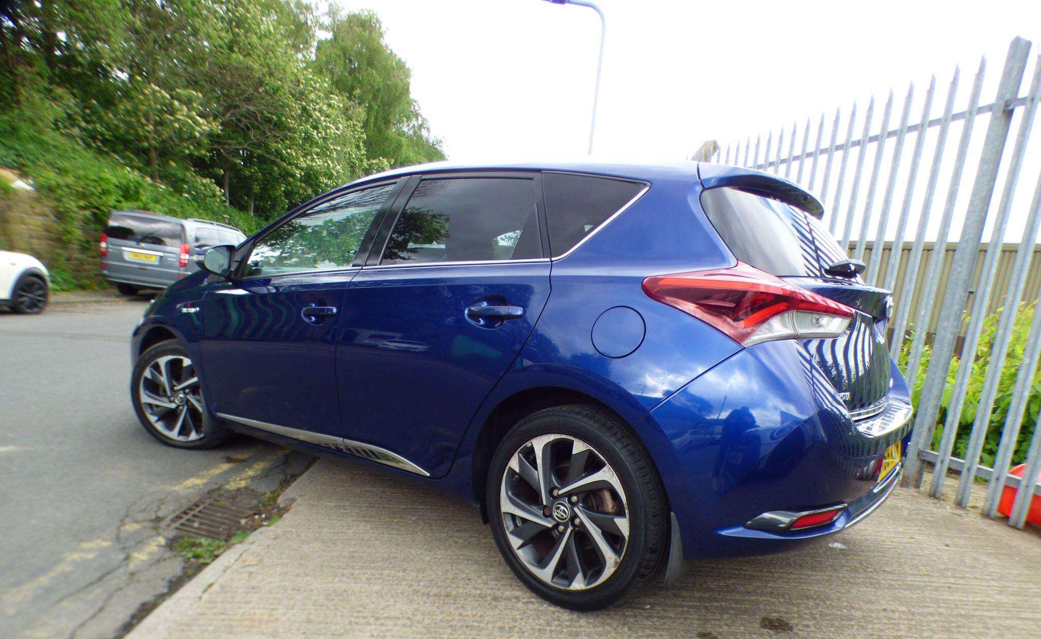 2015 TOYOTA AURIS 2015 TOYOTA AURIS