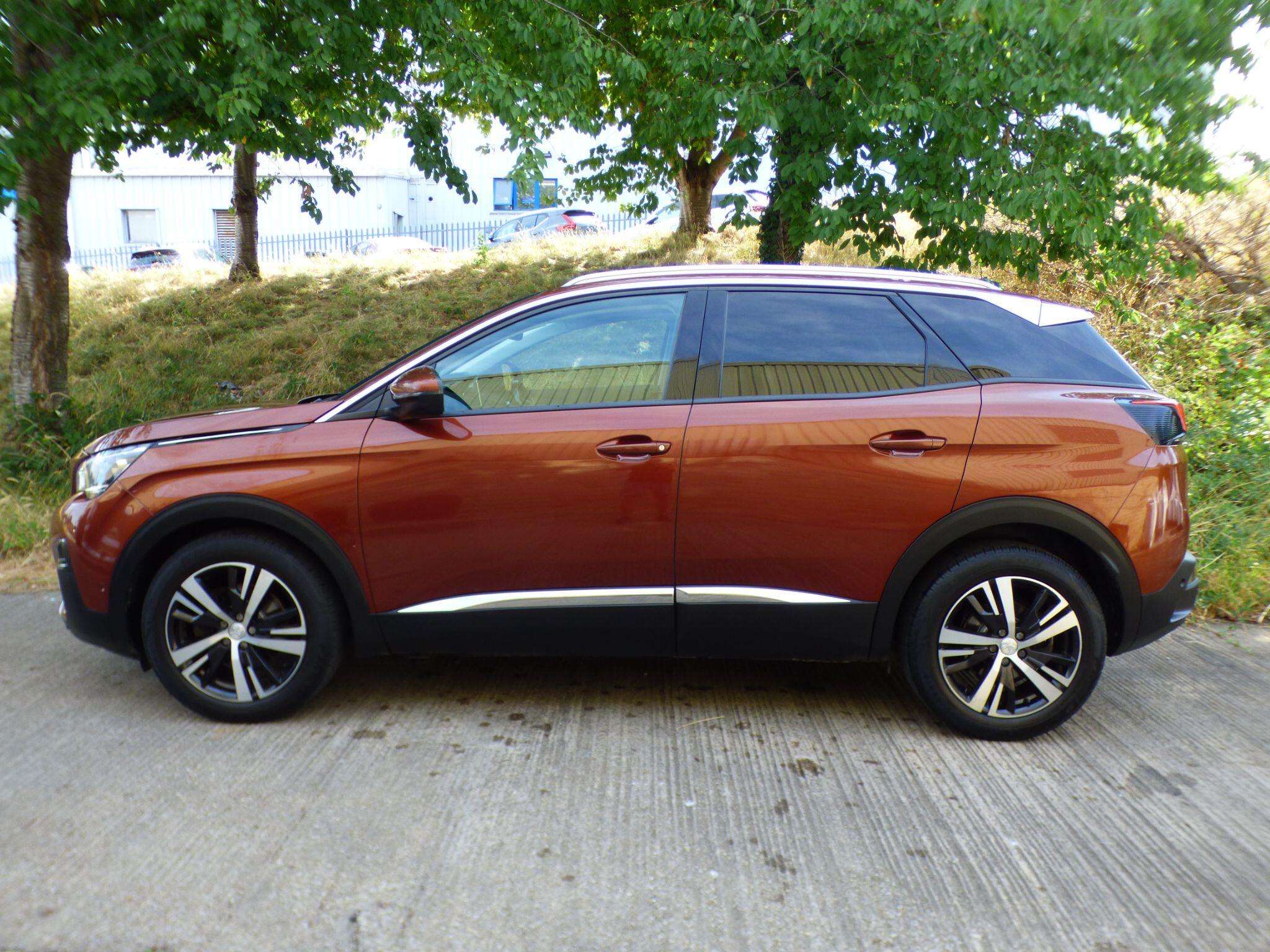 2019 PEUGEOT 3008 2019 PEUGEOT 3008