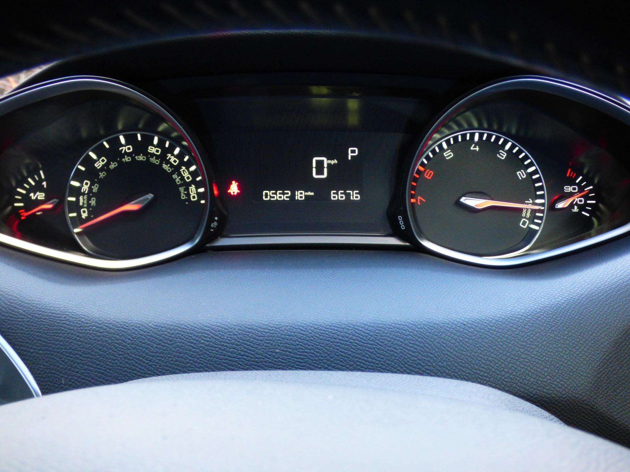 2016 PEUGEOT 308 2016 PEUGEOT 308