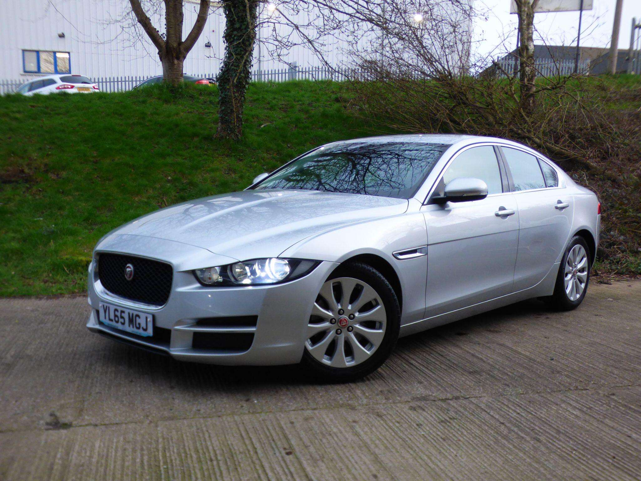 2016 JAGUAR XE 2016 JAGUAR XE