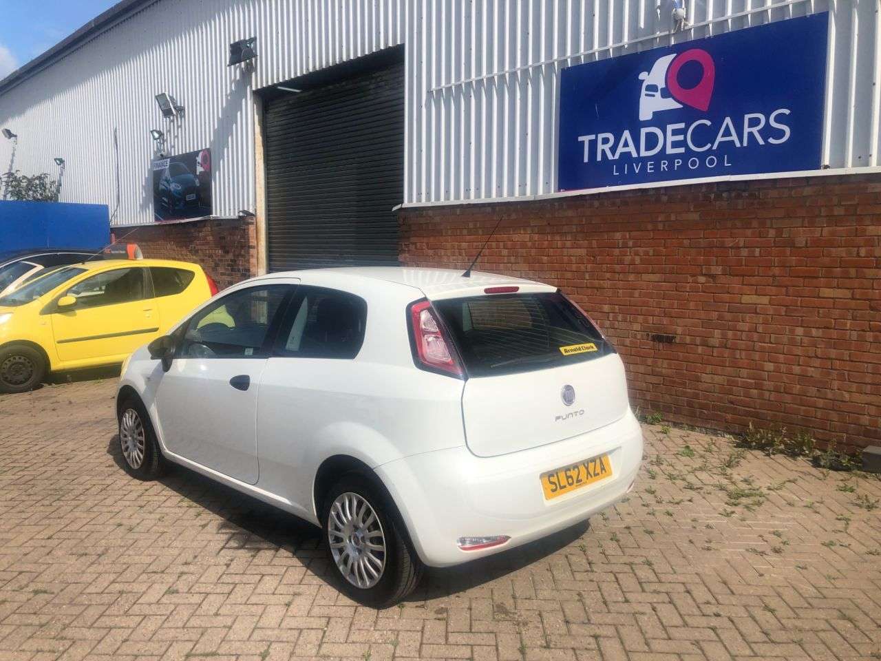 2012 FIAT PUNTO 2012 FIAT PUNTO