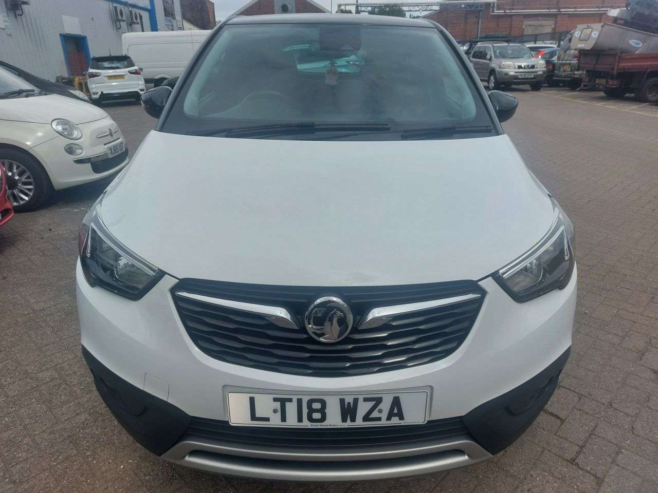 A 2018 VAUXHALL CROSSLAND X 1.6 TECH LINE NAV S/S 5d 119 BHP FULL SERVICE HISTORY...2 KEYS A 2018 VAUXHALL CROSSLAND X 1.6 TECH LINE NAV S/S 5d 119 BHP FULL SERVICE HISTORY...2 KEYS
