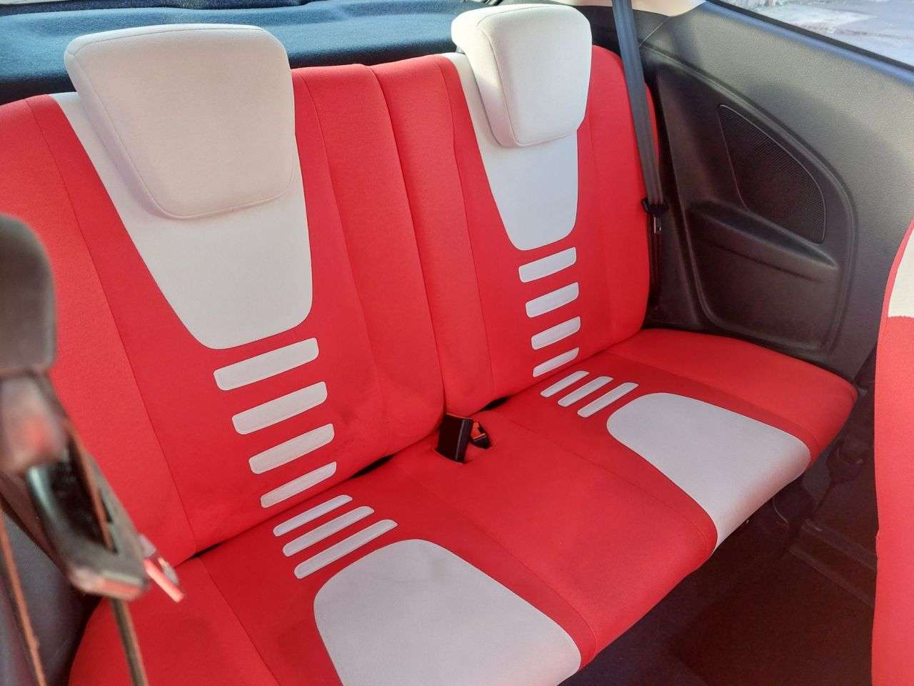 2011 FORD KA 2011 FORD KA