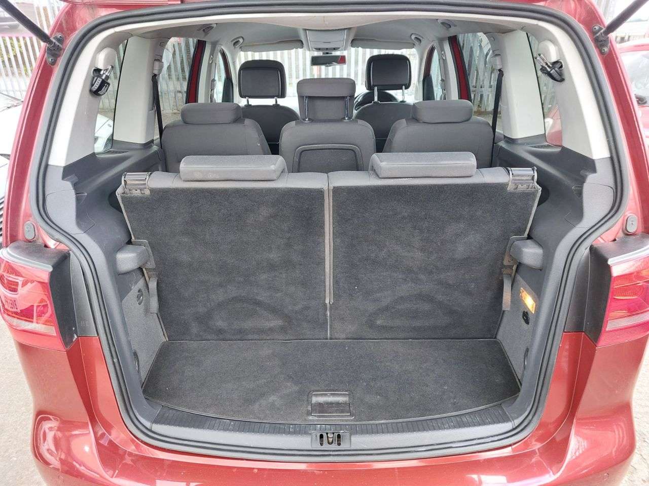 2012 VOLKSWAGEN TOURAN 2012 VOLKSWAGEN TOURAN