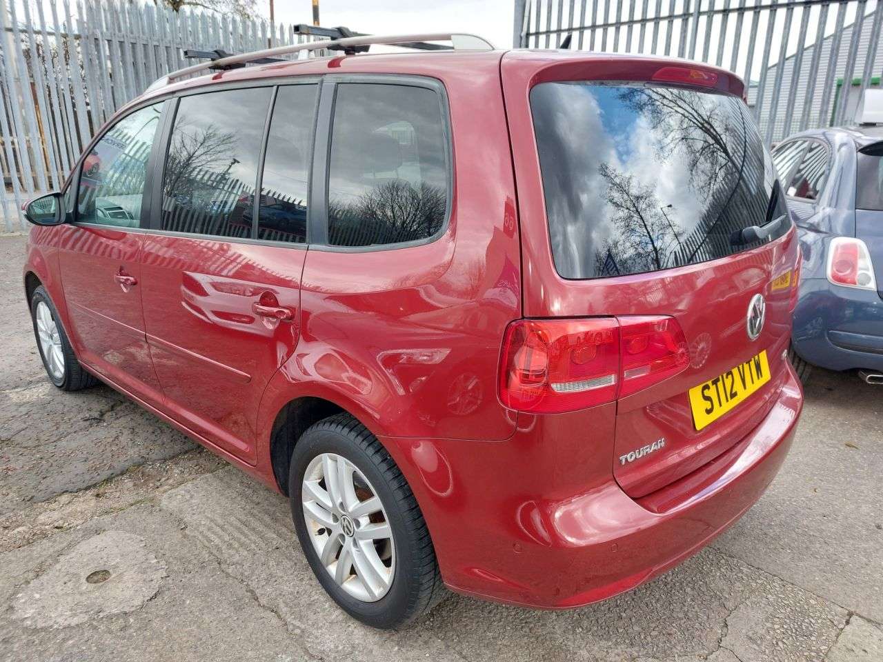 2012 VOLKSWAGEN TOURAN 2012 VOLKSWAGEN TOURAN
