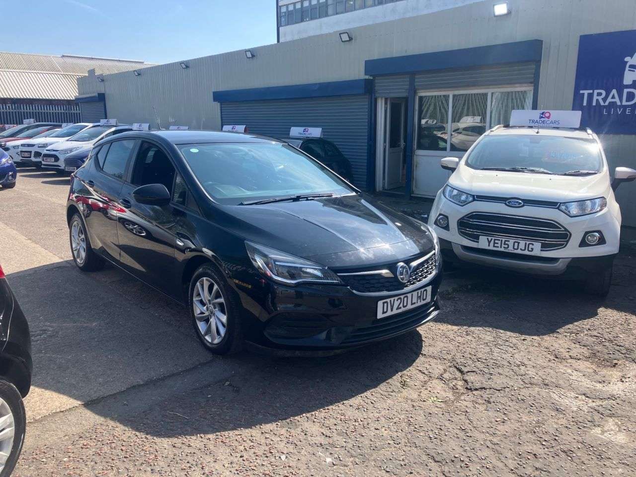 A 2020 VAUXHALL ASTRA 1.5 Turbo D Business Edition Nav Hatchback 5dr Diesel Manual Euro 6 (s/s) ( A 2020 VAUXHALL ASTRA 1.5 Turbo D Business Edition Nav Hatchback 5dr Diesel Manual Euro 6 (s/s) (