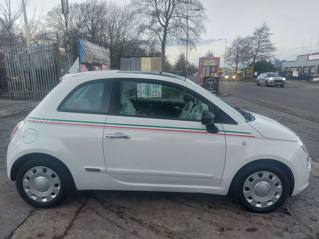 2010 FIAT 500 2010 FIAT 500