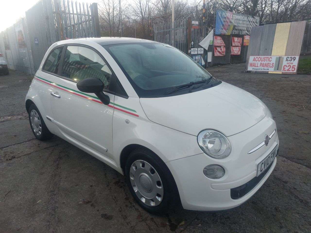 A 2010 FIAT 500 1.2 Pop Hatchback 3dr Petrol Manual Euro 5 (s/s) (69 bhp) ..SERVICE HISTORY A 2010 FIAT 500 1.2 Pop Hatchback 3dr Petrol Manual Euro 5 (s/s) (69 bhp) ..SERVICE HISTORY