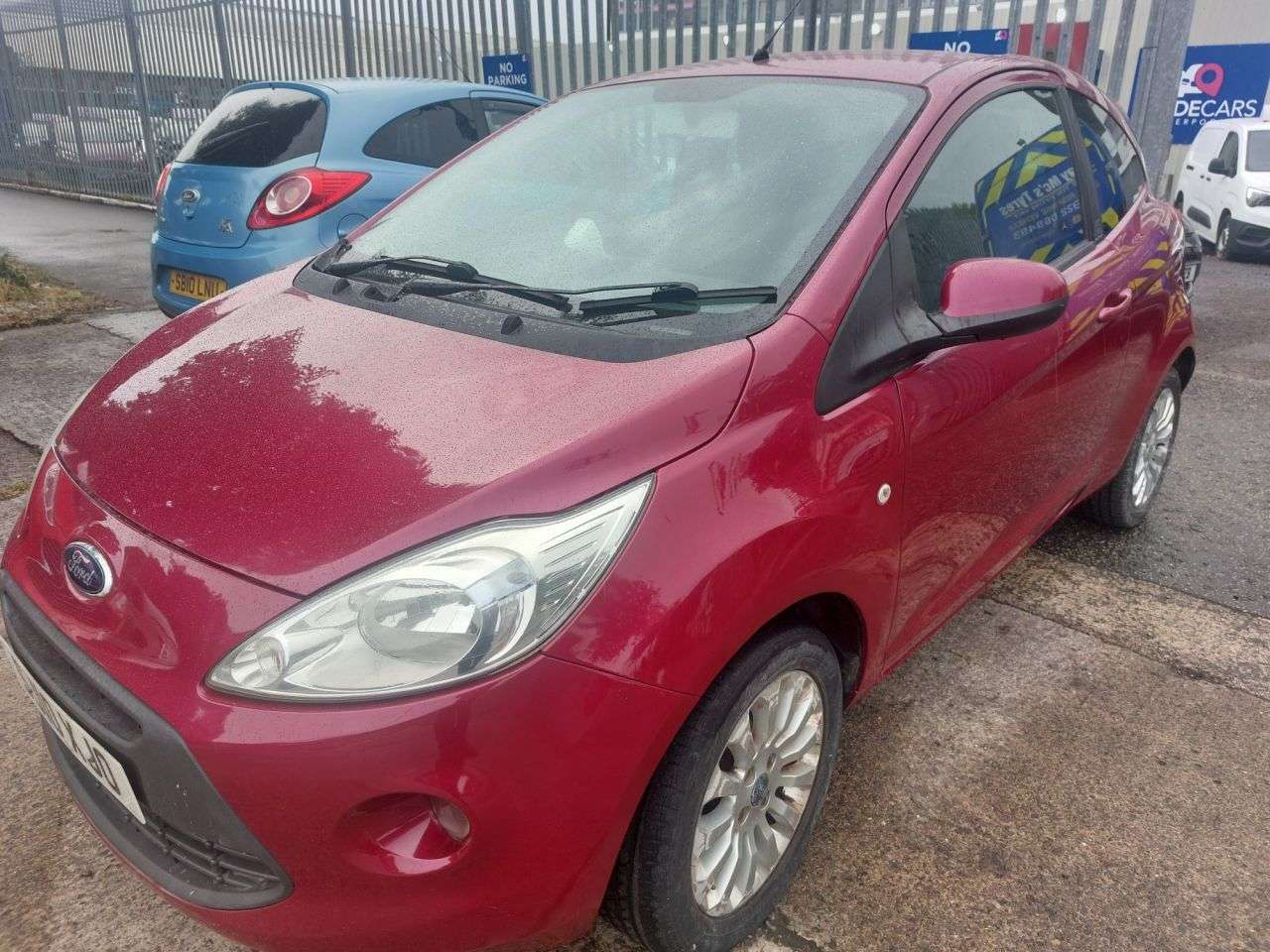 A 2010 FORD KA 1.2 Zetec Hatchback 3dr Petrol Manual Euro 4 (69 ps) SERVICE HISTORY.....ID A 2010 FORD KA 1.2 Zetec Hatchback 3dr Petrol Manual Euro 4 (69 ps) SERVICE HISTORY.....ID