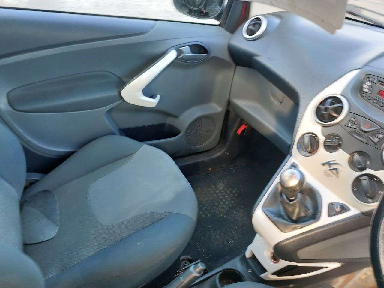 2010 FORD KA 2010 FORD KA