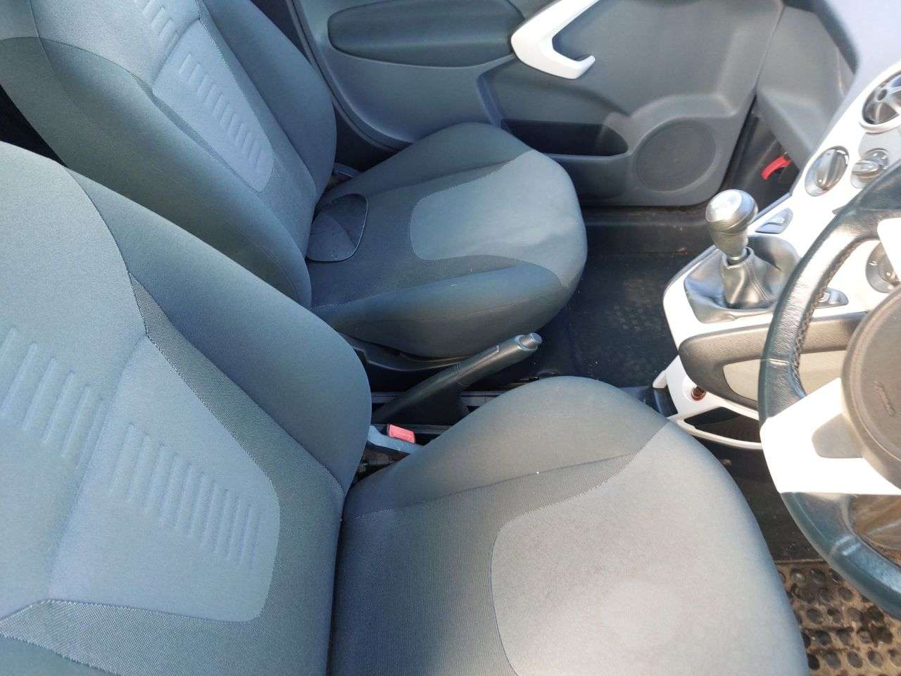 2010 FORD KA 2010 FORD KA