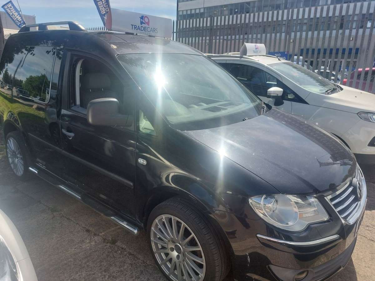 Check out this Volkswagen Caddy 2006 Diesel Manual