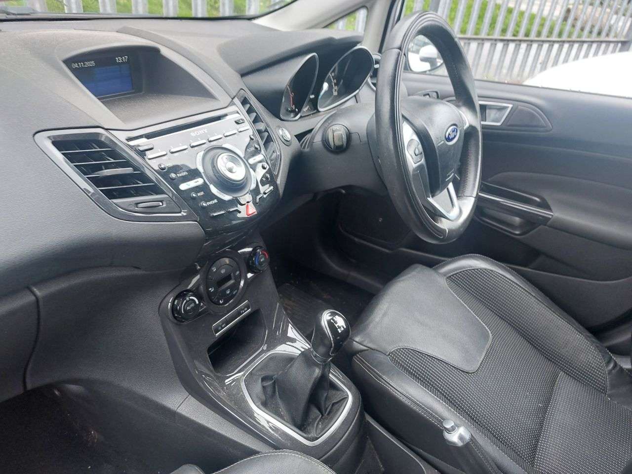 2013 FORD FIESTA 2013 FORD FIESTA