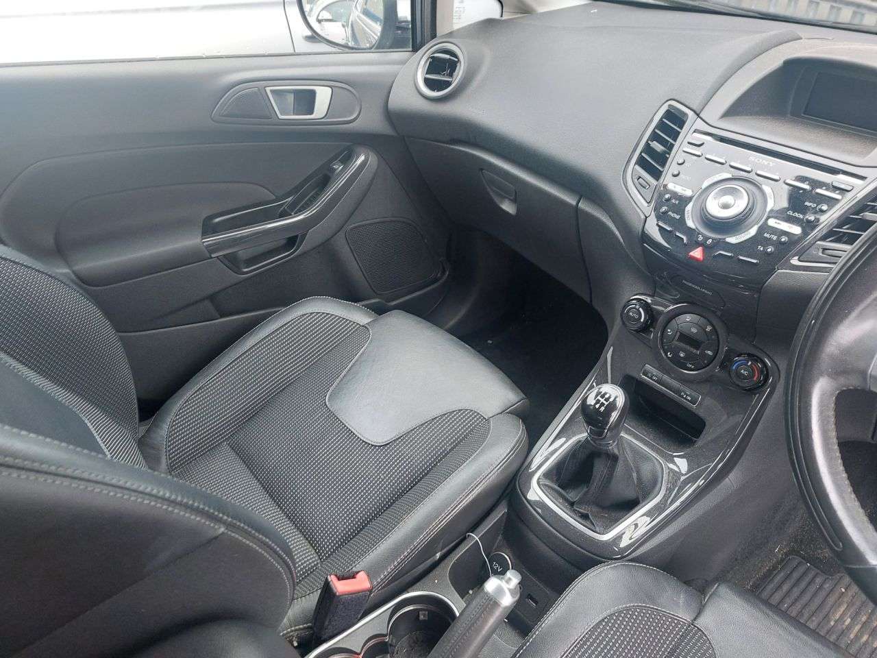 2013 FORD FIESTA 2013 FORD FIESTA