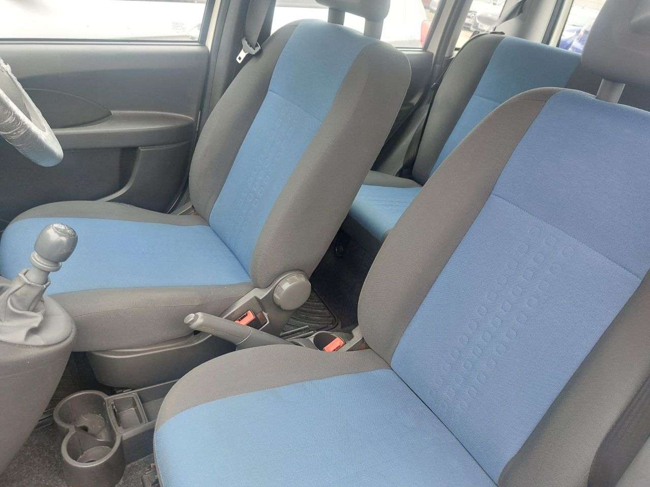 2011 FIAT PANDA 2011 FIAT PANDA