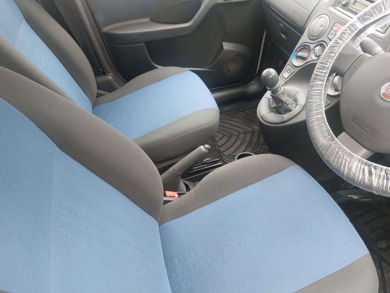 2011 FIAT PANDA 2011 FIAT PANDA