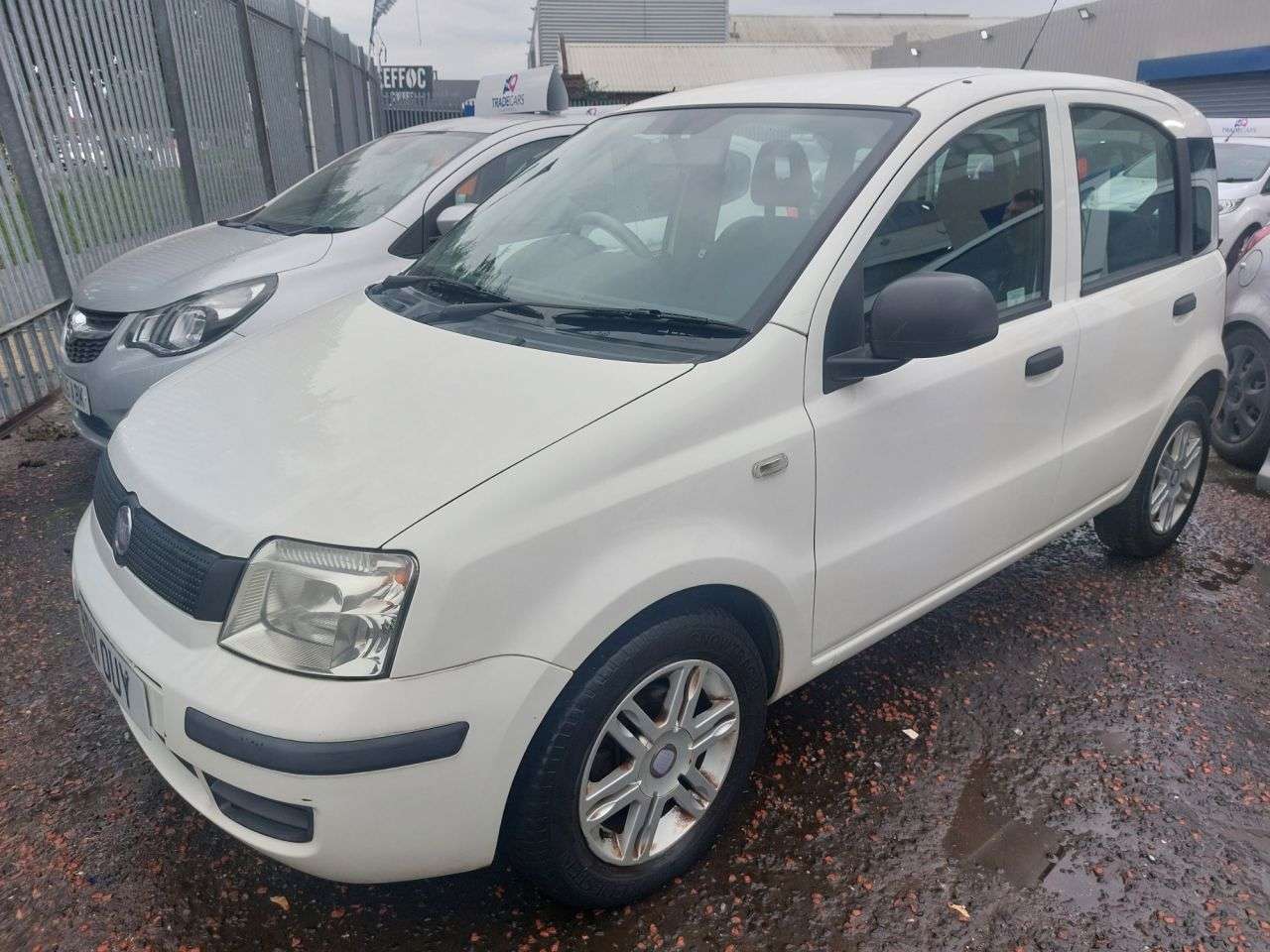 A 2011 FIAT PANDA 1.2 MyLife Hatchback 5dr Petrol Manual (113 g/km, 60 bhp) ..SERVICE HISTORY A 2011 FIAT PANDA 1.2 MyLife Hatchback 5dr Petrol Manual (113 g/km, 60 bhp) ..SERVICE HISTORY
